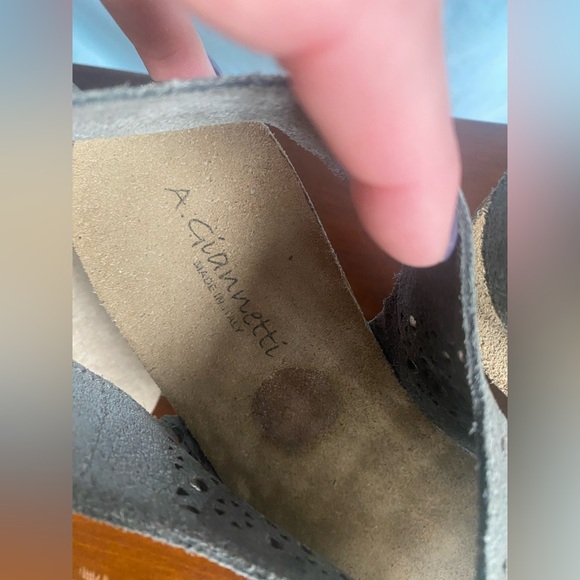 A. Gianetti Italian gray Suede Women's Peep-Toe Sandals Size 9 - Picture 7 of 9